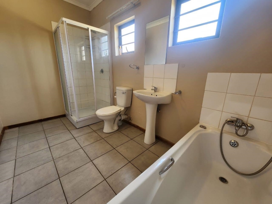2 Bedroom Property for Sale in Rhodesdene Northern Cape